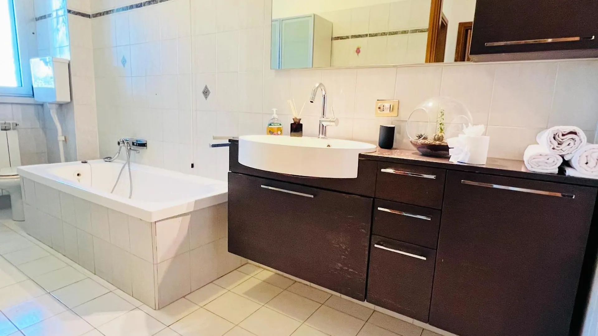 Milan Very Large Apartment With Terraces In Navigli