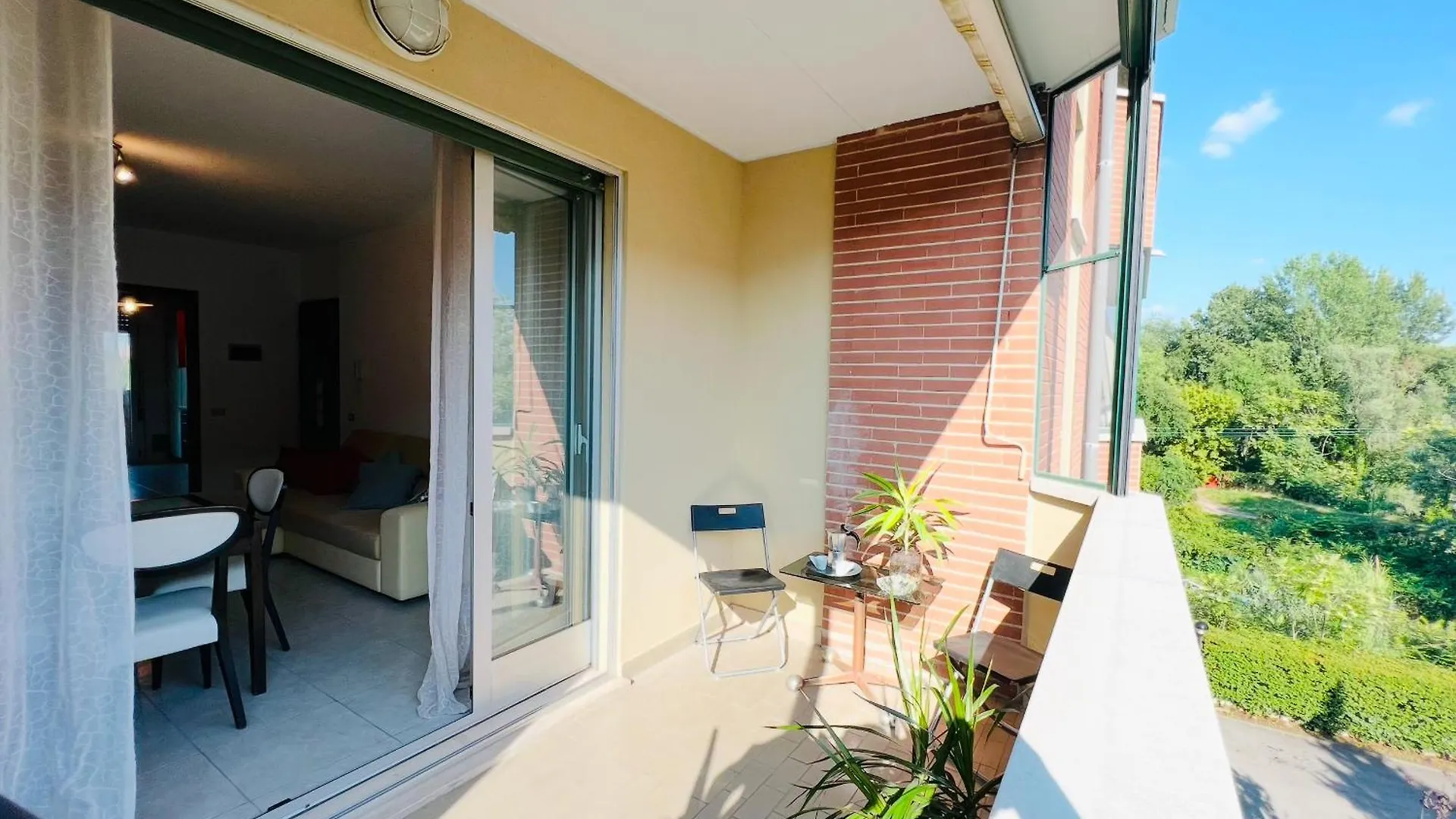 Milan Very Large Apartment With Terraces In Navigli